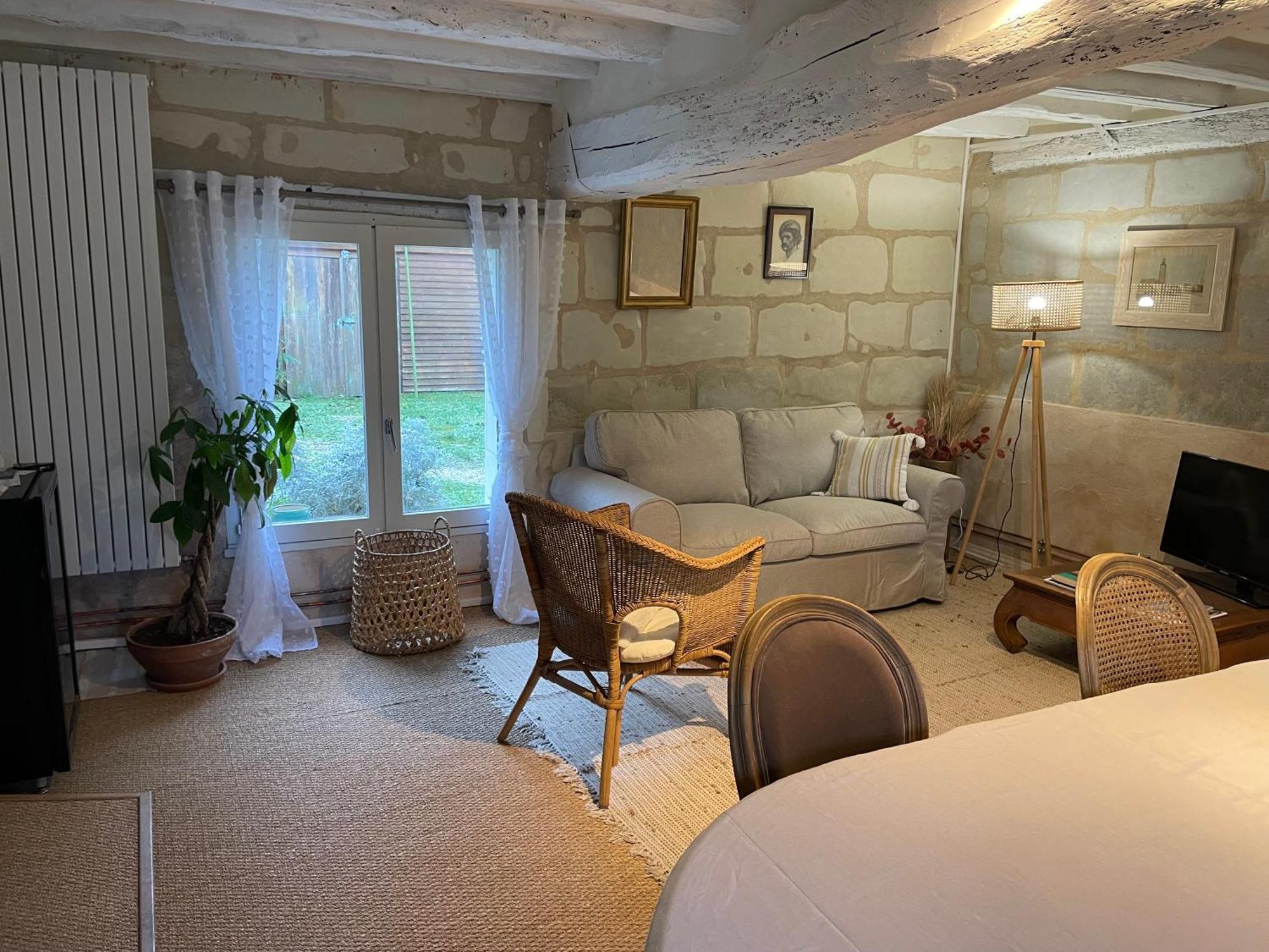 Chambres D Hotes Avec Piscine Et Spa La Foliere Saumur Villebernier Экстерьер фото