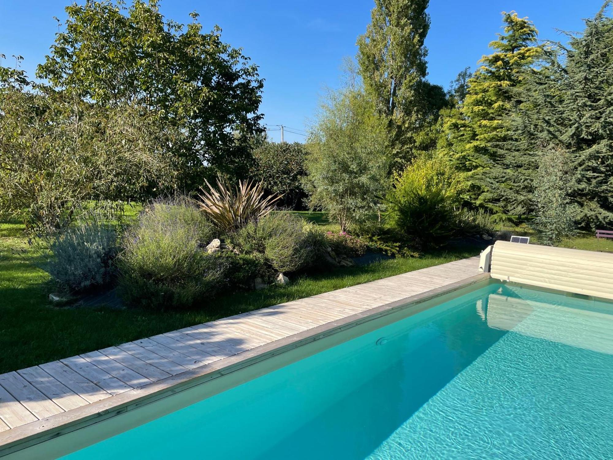Chambres D Hotes Avec Piscine Et Spa La Foliere Saumur Villebernier Экстерьер фото