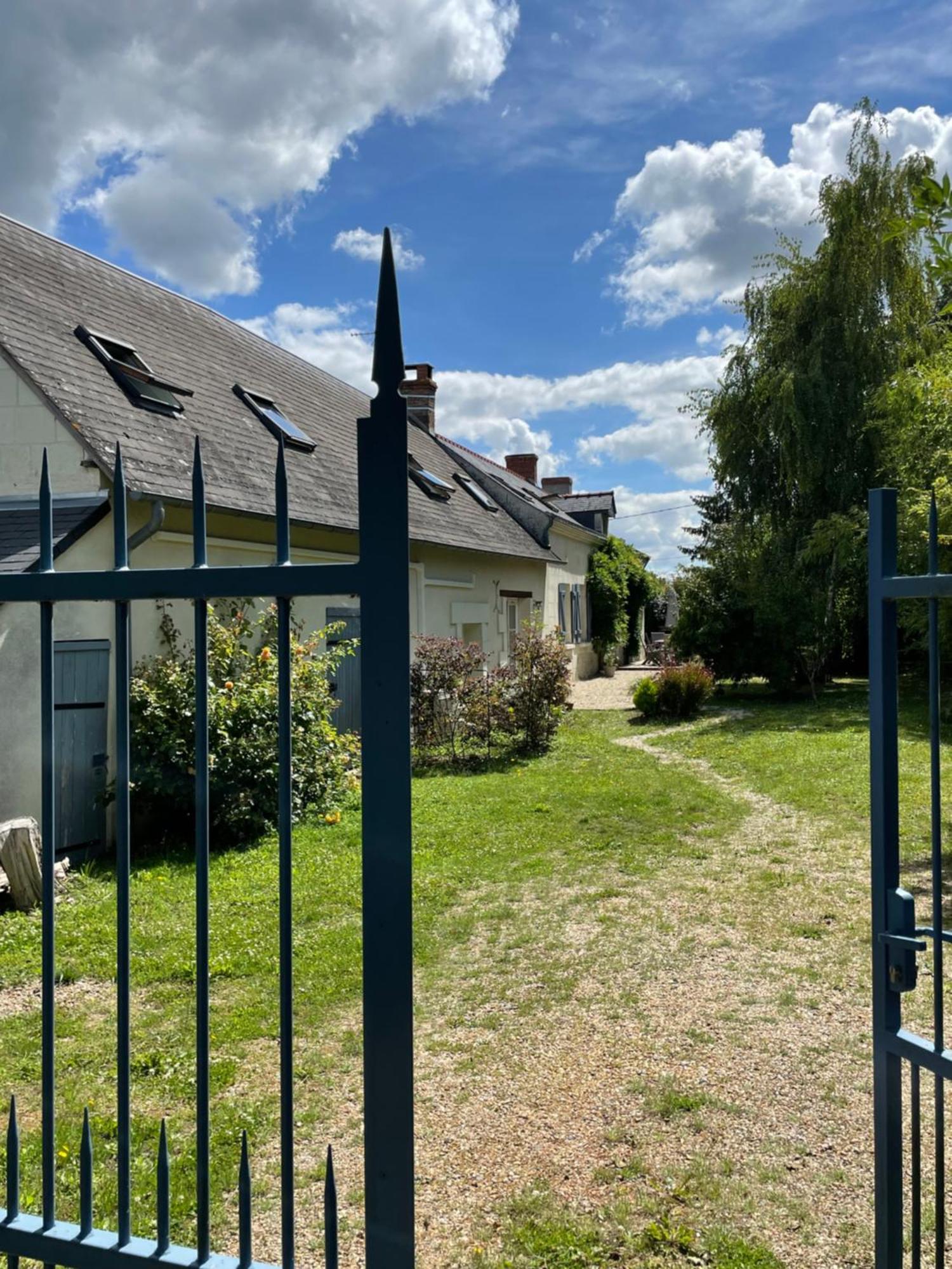 Chambres D Hotes Avec Piscine Et Spa La Foliere Saumur Villebernier Экстерьер фото